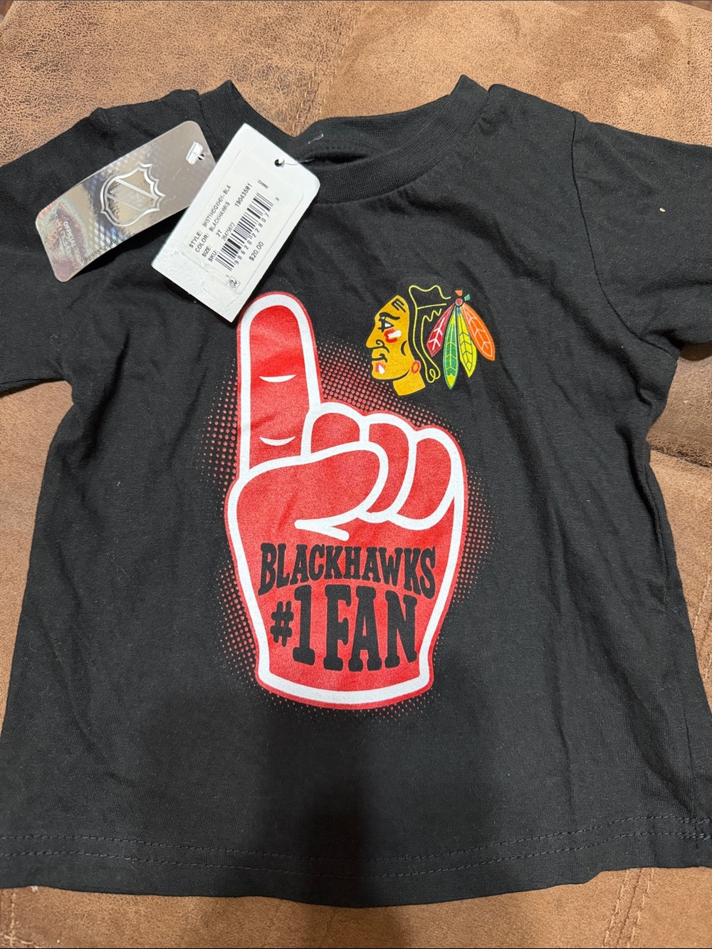 Chicago Blackhawks Kids' Black Short Sleeve Tee - #1 Fan Foam Finger Graphic